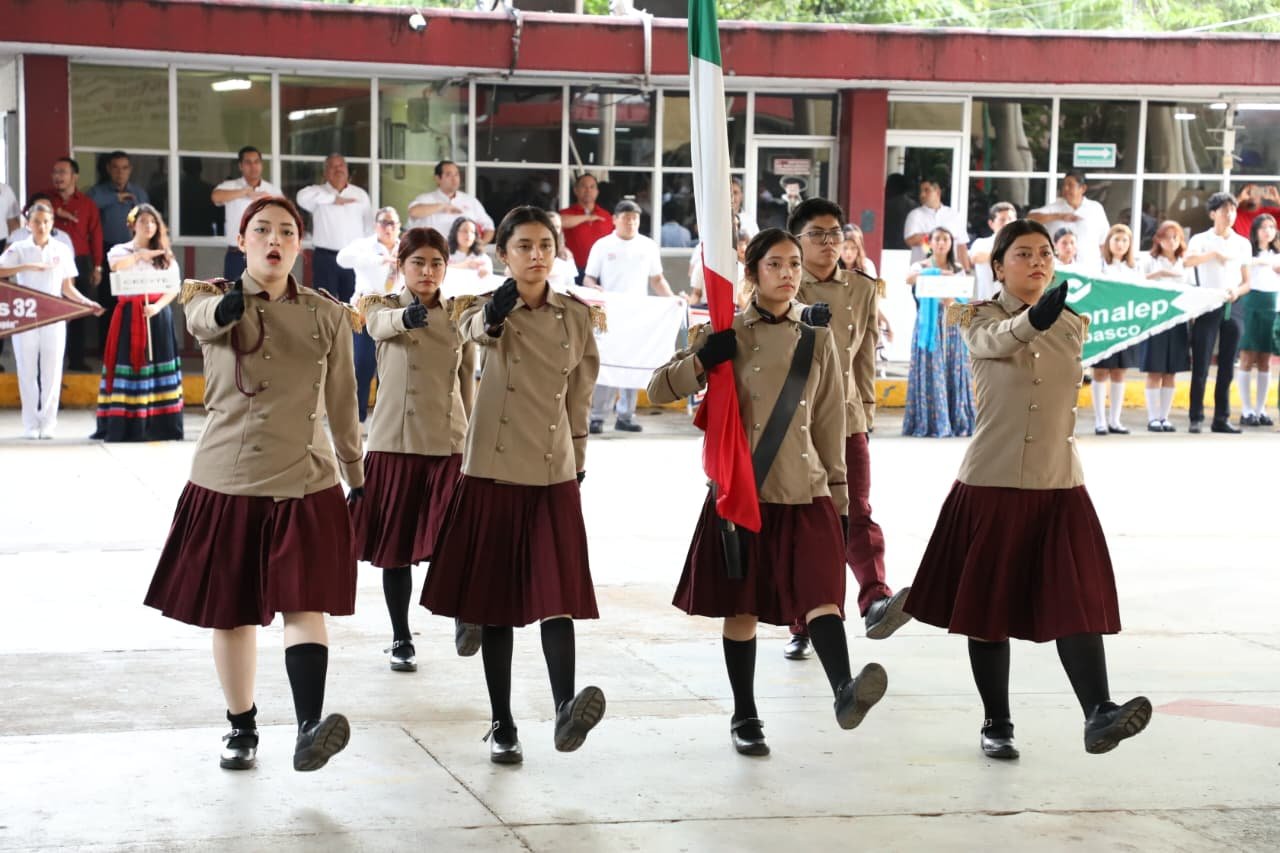 Regresan a clase 494 mil 837 tabasqueños de nivel básico. – Contraste ...
