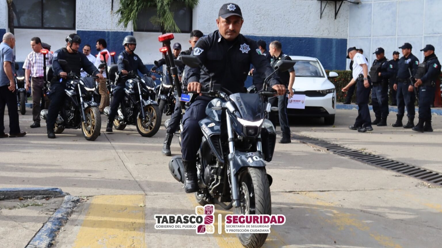 Entregan equipo para reforzar seguridad en municipios de Tabasco ...